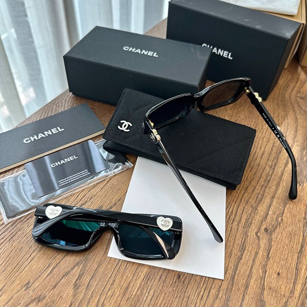 Chanel Square Sunglasses Replica shk47371