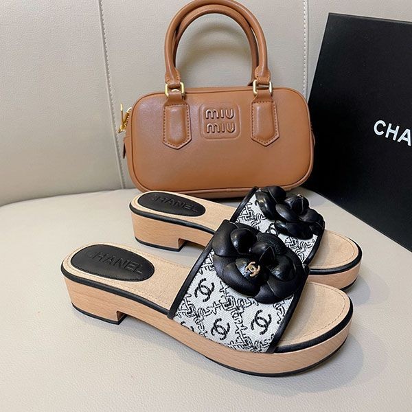The fluffy texture is so cute! Chanel sandals replica shz38571 The fluffy texture is so cute! Chanel sandals replica shz38571