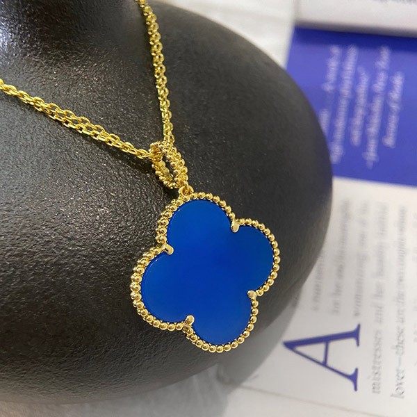 Van Cleef & Arpels Magic Alhambra Replica Long Necklace, 1 motif vai23532 Van Cleef & Arpels Magic Alhambra Replica Long Necklace, 1 motif vai23532