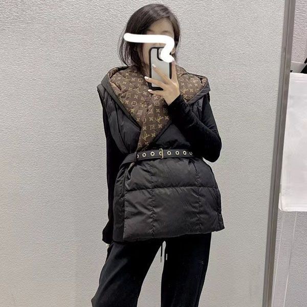 Very popularLouis Vuitton wrap coat down vest replica vuc50448