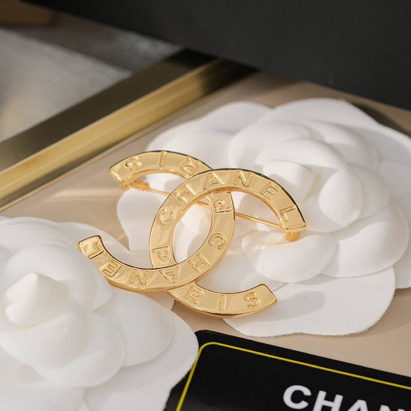 Popular Chanel CC logo brooch replica shk56435