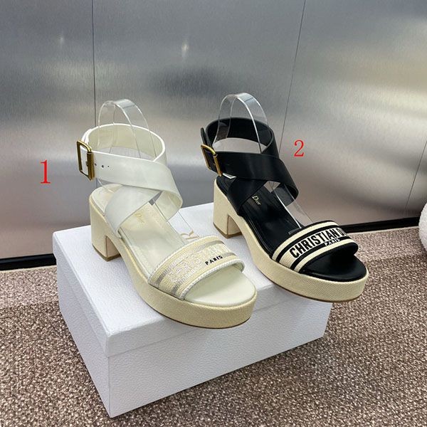 I definitely want this! Dior Dway heel sandals dej63865