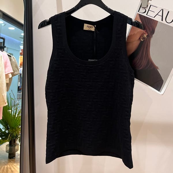 ★Safe shipping with tracking Fendi Grade N FF logo embossed knit mini dress feh80636 ★Safe shipping with tracking Fendi Grade N FF logo embossed knit mini dress feh80636