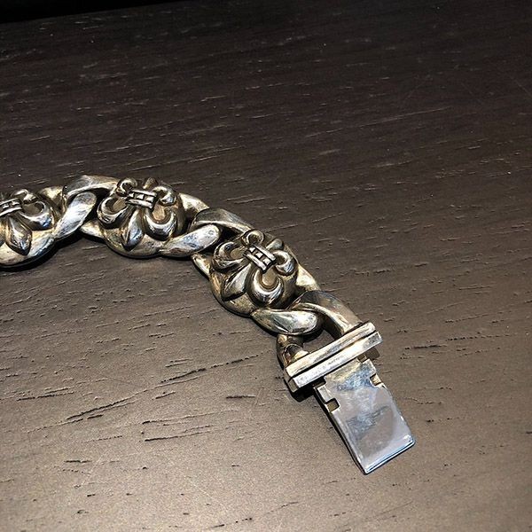 I definitely want this! Chrome Hearts Multi Grade N Logo Bracelet Silver Kum04582