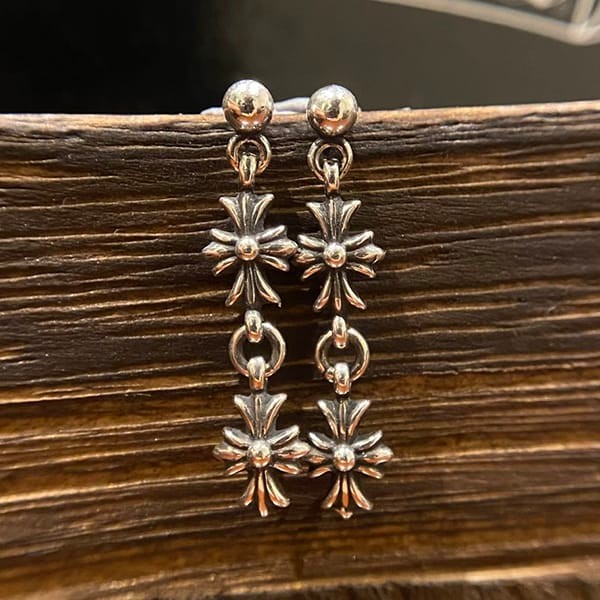A nice Chrome Hearts 3 CH Plus drop earrings replica Kue05601 A nice Chrome Hearts 3 CH Plus drop earrings replica Kue05601