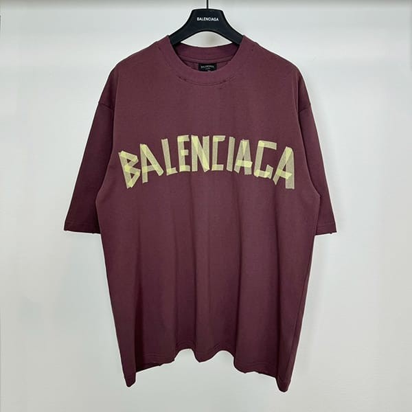 No. 1 in total sales! Balenciaga Grade N TAPE TYPE logo short sleeve T-shirt baz63564