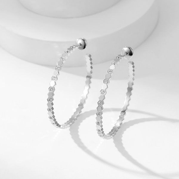 Very popular all over the world? Chaumet Be My Love Collection Fake Bracelet SHJ35137