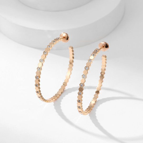 Very popular all over the world? Chaumet Be My Love Collection Fake Bracelet SHJ35137