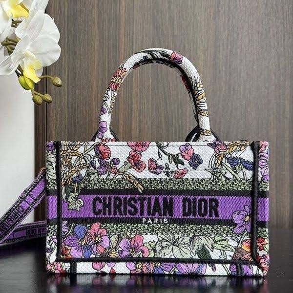 No.1 Popular Dior BOOK TOTE Replica Mini Bag deg40823 No.1 Popular Dior BOOK TOTE Replica Mini Bag deg40823