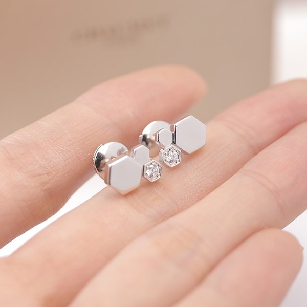 Free shipping Chaumet BEE MY LOVE fake collection earrings shr02625 Free shipping Chaumet BEE MY LOVE fake collection earrings shr02625