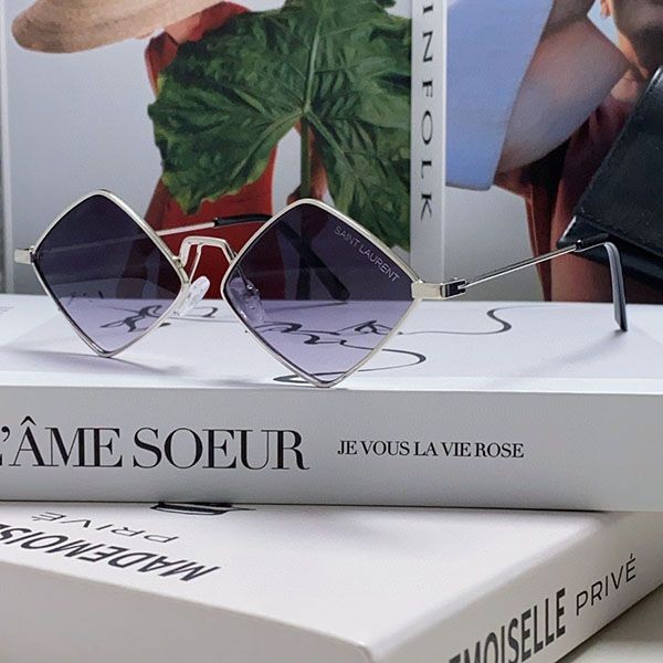 Cute Saint Laurent Sunglasses Replica Saf17114