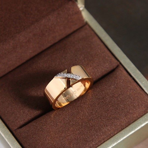 Chaumet LIENS EVIDENCE "Liens" replica collection Liens Evidence ring shj25671