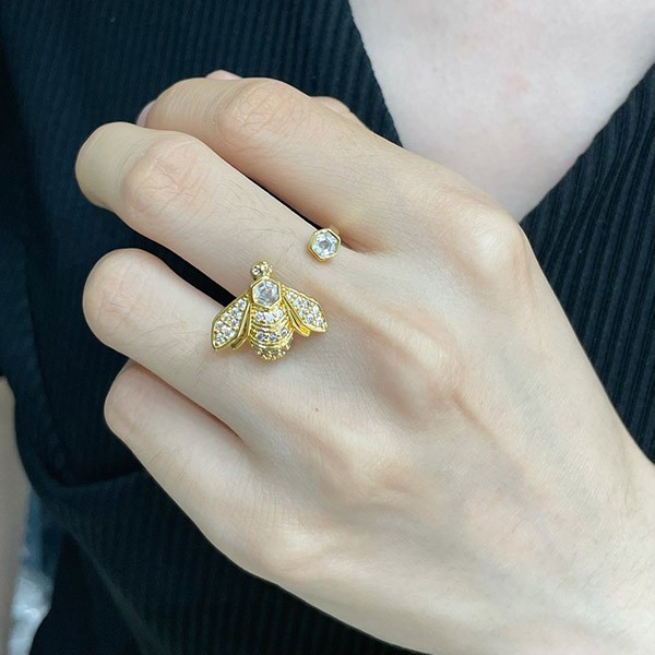 Immediate delivery Chaumet