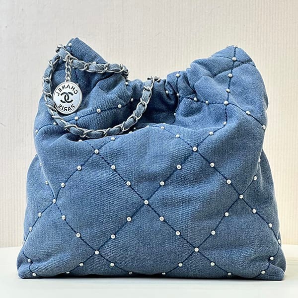 Convenient Chanel 22 denim handbag replica shr77041