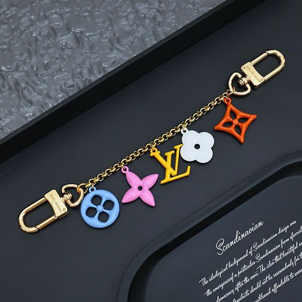 Very popular all over the worldLouis Vuitton bag charm replica vup01777 Very popular all over the worldLouis Vuitton bag charm replica vup01777