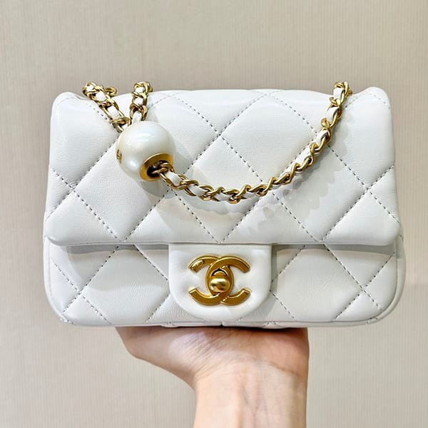 Perfect gift: Chanel parody small flap bag sha53354