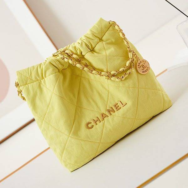 Chanel 22 Replica Mini Handbag shu43863 Chanel 22 Replica Mini Handbag shu43863