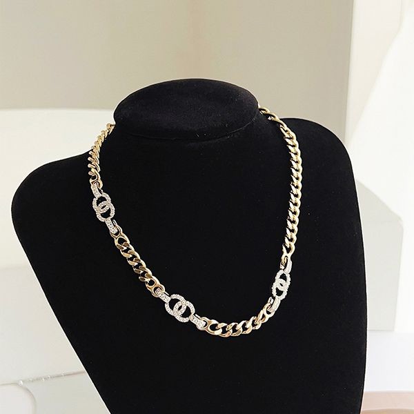 Love at first sight? [In stock] Chanel choker with CC mark, white, fake AB8298B08046NI119