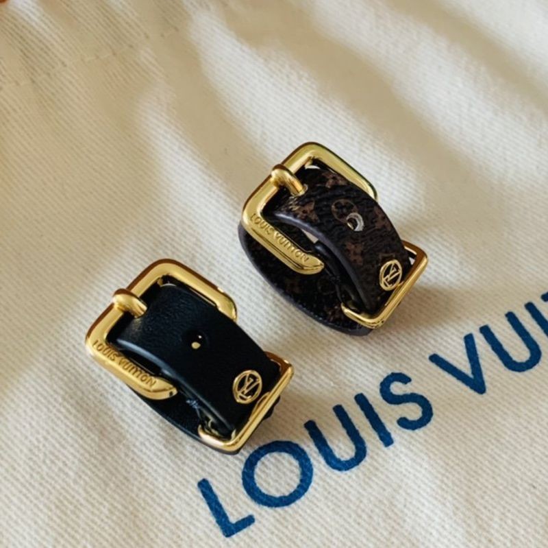 Will it be delivered immediately from JapanLouis Vuitton Berg Padlock Ring Fake vuo15813