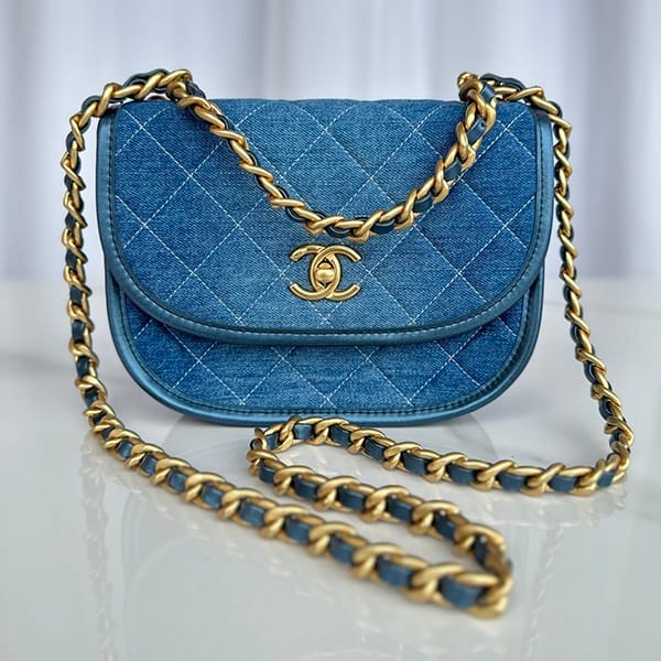 Recommended Chanel Grade N Small Messenger Bag Denim shi10275 Recommended Chanel Grade N Small Messenger Bag Denim shi10275