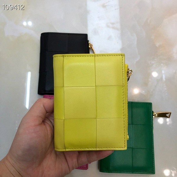 Spring/Summer New Bottega Veneta Bi-fold Zipper Wallet Replica 667130VCQC13520 Spring/Summer New Bottega Veneta Bi-fold Zipper Wallet Replica 667130VCQC13520