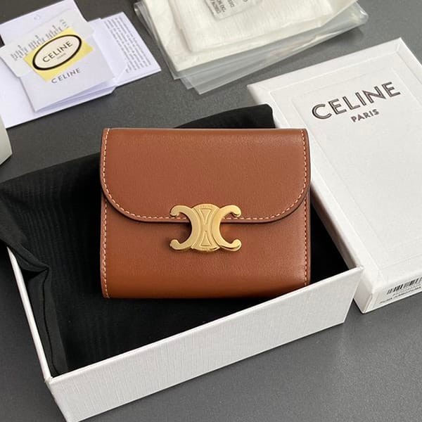 [Very easy to use] Celine fake small wallet Triomphe wallet olive Cew45582