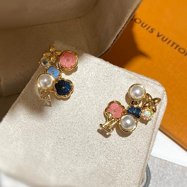 New designLouis Vuitton n-grade earrings LV Botanica M01642