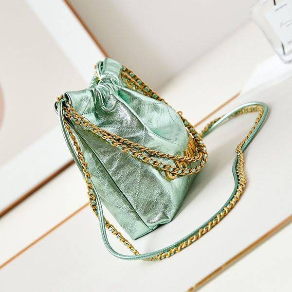 n grade recommended chanel 22 mini handbag shf04951