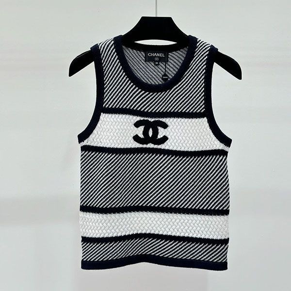 ★Popular in Japan! Chanel Tank Top Fake Black shf73401