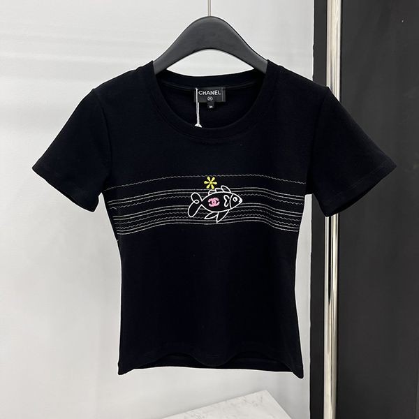 ☆Super popular☆Chanel short sleeve T-shirt with copy embroidery☆Black and white sho88422