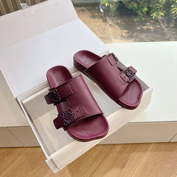 Loewe ◇ Perfect for summer ◇ Anagram goatskin sandals, great value L815465X95