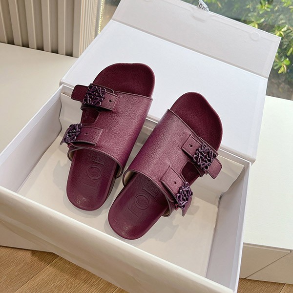 Loewe ◇ Perfect for summer ◇ Anagram goatskin sandals, great value L815465X95