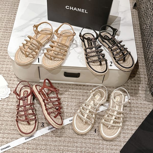 Sold out Chanel replica sandals with CC logo and chain in 4 colors shd57602
