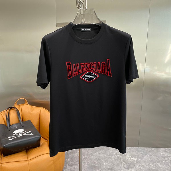 Balenciaga Replica Oversized Logo T-shirt bad29279 Balenciaga Replica Oversized Logo T-shirt bad29279