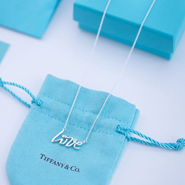 High quality Tiffany Parody Paloma Picasso LOVE pendant Tit05830 High quality Tiffany Parody Paloma Picasso LOVE pendant Tit05830