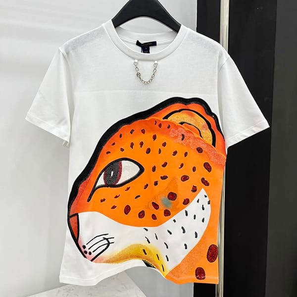Express deliveryLouis Vuitton n-grade leopard logo T-shirt cotton 1AFTSR Express deliveryLouis Vuitton n-grade leopard logo T-shirt cotton 1AFTSR