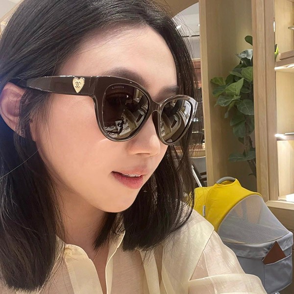 Chanel 5477 heart motif sunglasses replica shr35661