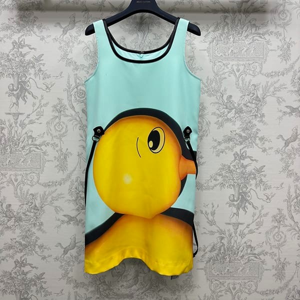 Louis Vuitton replica Sporty Duck T-shirt vum13267 available immediately Louis Vuitton replica Sporty Duck T-shirt vum13267 available immediately