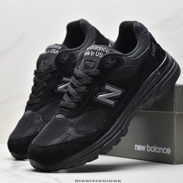 Emeleondre x New Balance 993 "Black" nye30650