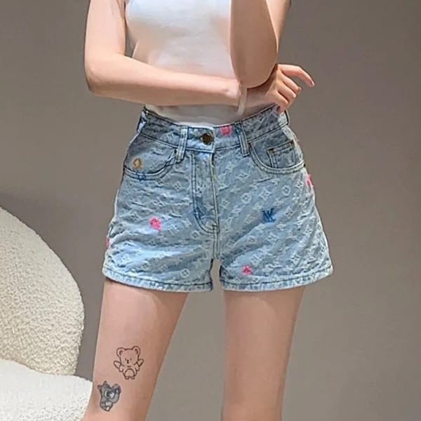 n-grade RecommendedLouis Vuitton Frayed Hem Denim Mini Shorts Fake vub70598