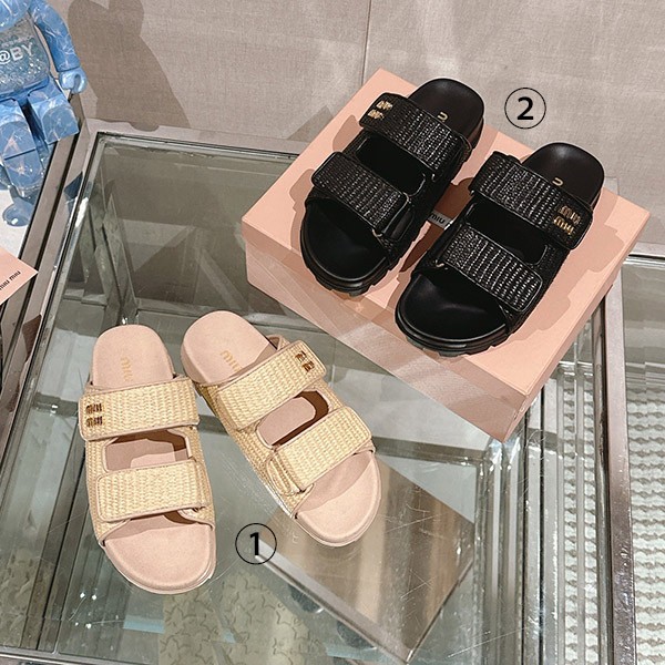 Miu Miu Replica Raffia Woven Fabric Slide Sandals 2 Colors 5XX636 Miu Miu Replica Raffia Woven Fabric Slide Sandals 2 Colors 5XX636