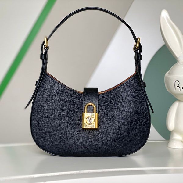 ★Popular in Japan!Louis Vuitton Lowkey Shoulder Bag Replica M24611 ★Popular in Japan!Louis Vuitton Lowkey Shoulder Bag Replica M24611