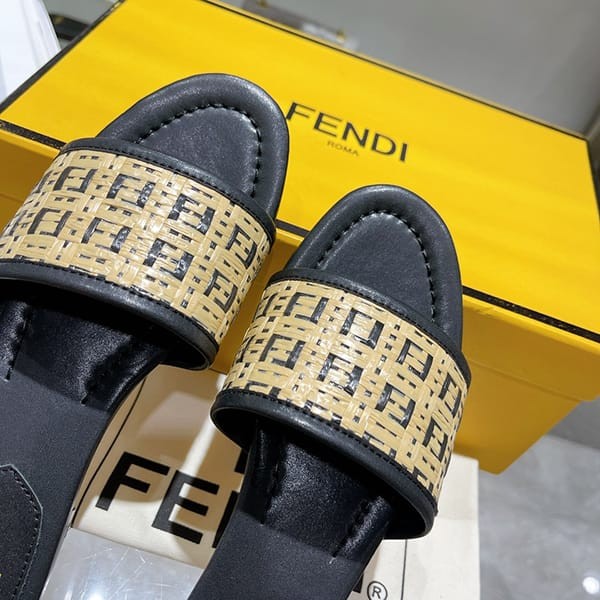 Hard to find Fendi n-grade logo sandals FF logo interlace slides fey28062