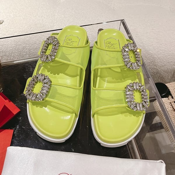 Eye-catching color Roger Vivier replica Strass buckle mule ron33649