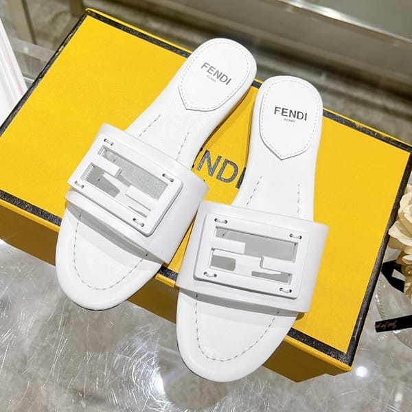 Battle for Fendi replica BAGUETTE FF signature band slider sandals fej46001