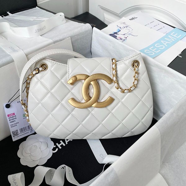 [24C☆] Chanel Large CC Logo Hobo Bag Fake Rare AS4610