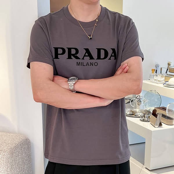 Prada Replica Logo Short Sleeve T-Shirt pup10780 Prada Replica Logo Short Sleeve T-Shirt pup10780