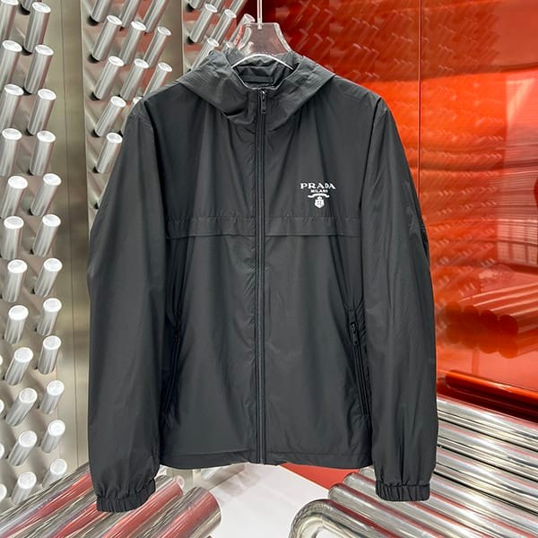 No.1 Popular Prada Re-Nylon Windbreaker Jacket puy15322 No.1 Popular Prada Re-Nylon Windbreaker Jacket puy15322