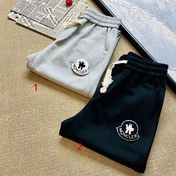 Very popular! Moncler sweatpants replica with logo patch moa94236 Very popular! Moncler sweatpants replica with logo patch moa94236