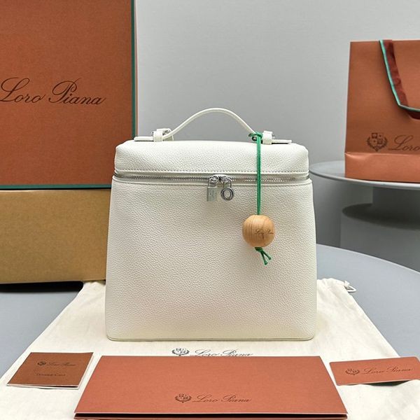 Loro Piana Extra Pocket Backpack L23.5 Replica row31138